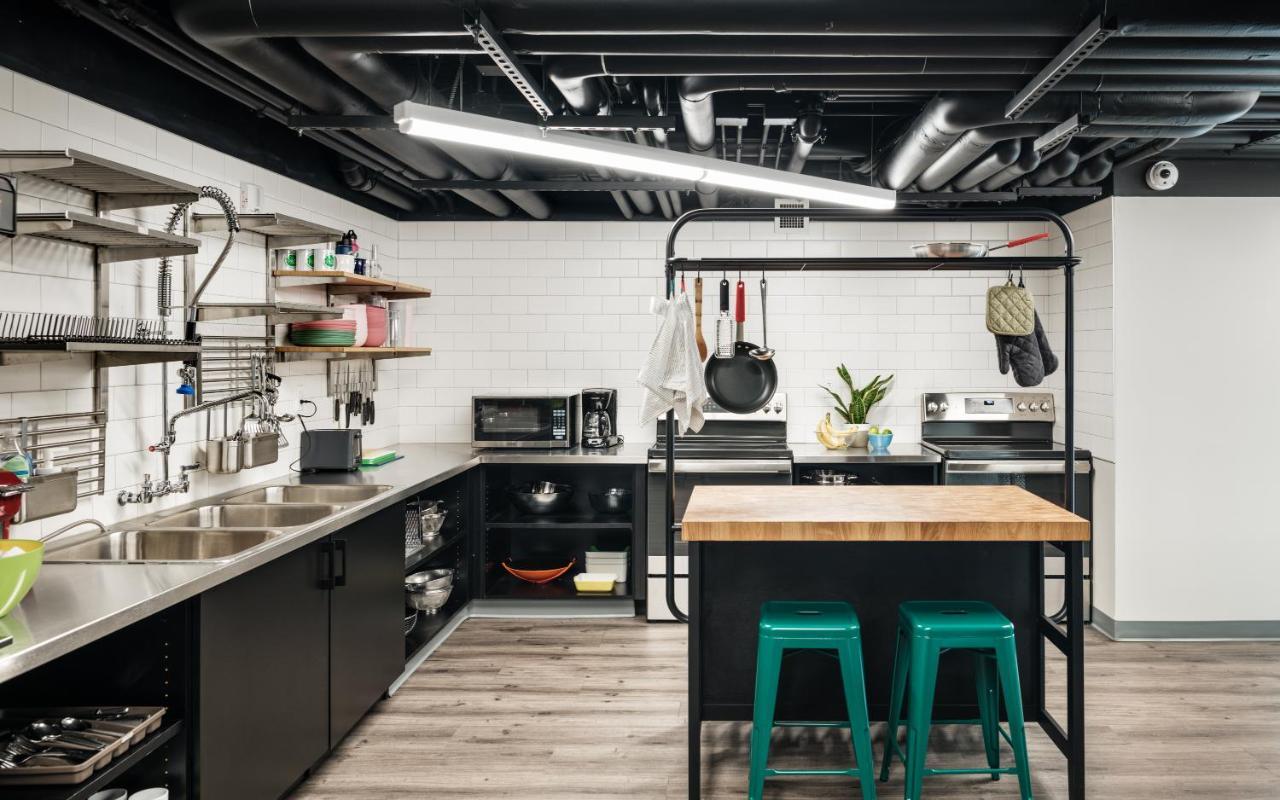 The Block Hotel & Commons Силвърторн Екстериор снимка
