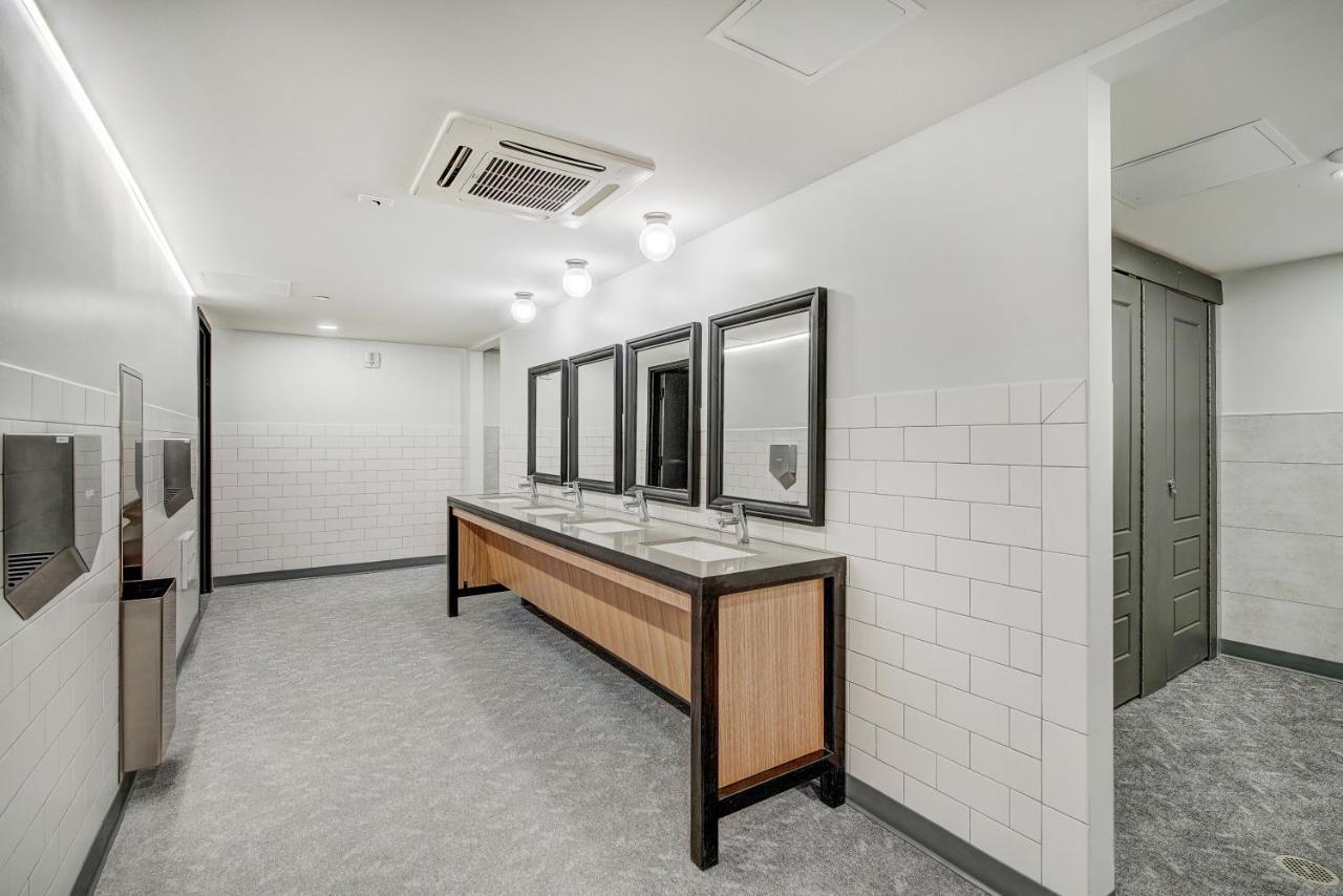 The Block Hotel & Commons Силвърторн Стая снимка