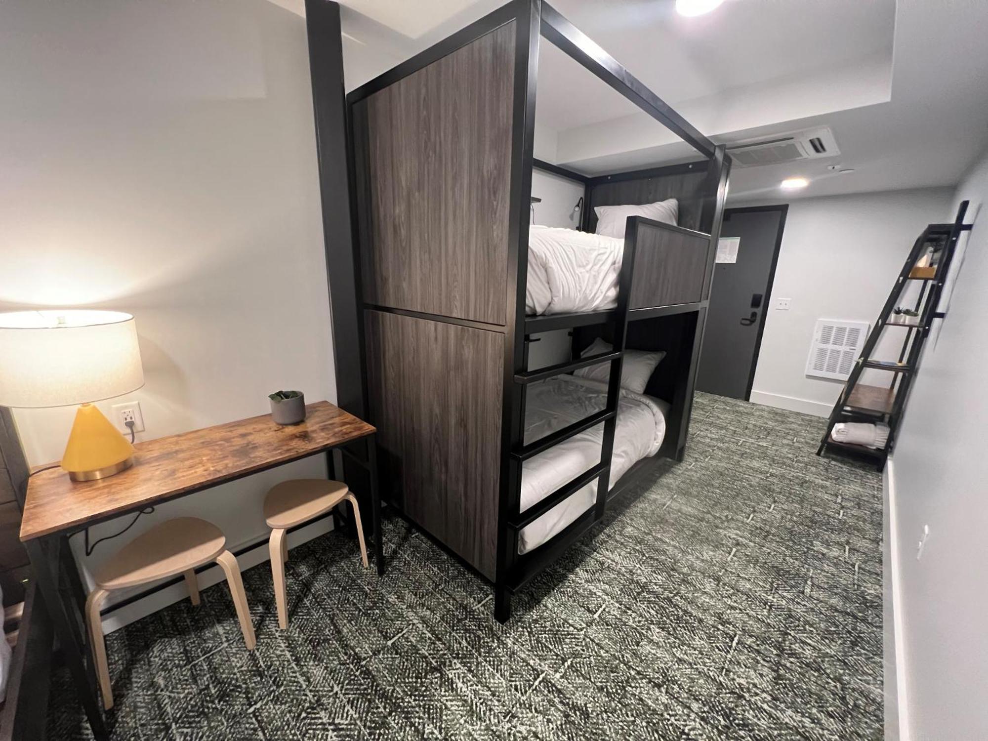 The Block Hotel & Commons Силвърторн Стая снимка